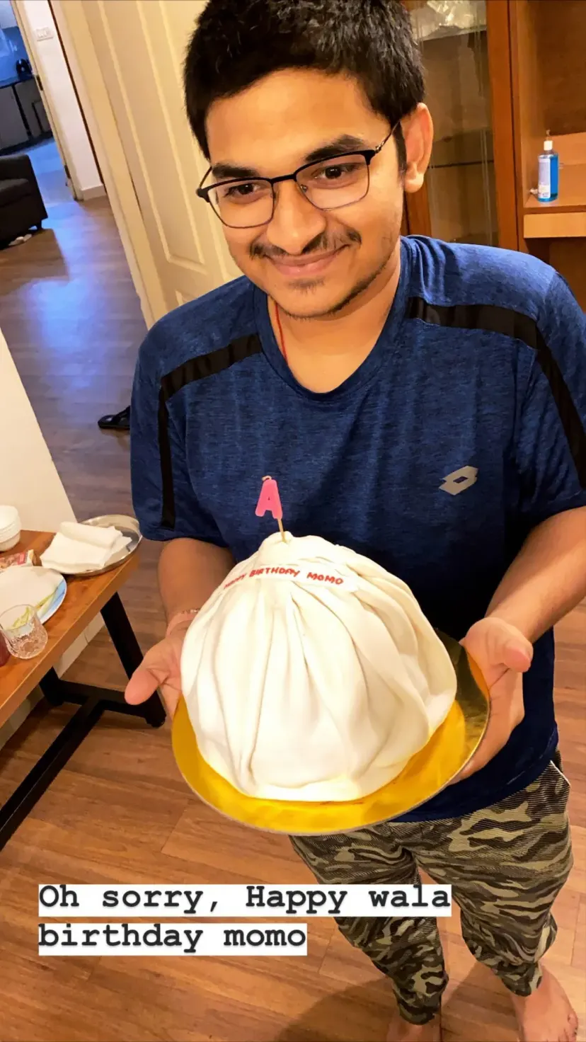 Oh sorry, Happy wala birthday momo @hued_blue